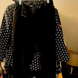 White House Black Market Black Tuxedo Crop- Sz 4